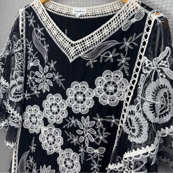 Sapphire Embroidered Crochet Women’s Floral Blouse Tunic Boho Black White Size S - Picture 7 of 9